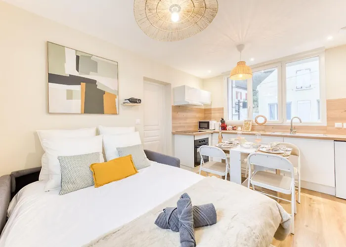 4 Personnes Jardin Cine Jeux Compiegne *