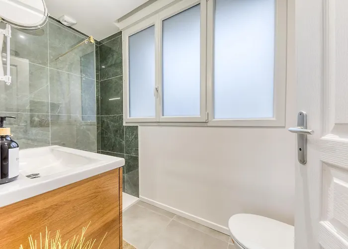 4 Personnes Jardin Cine Jeux Compiegne Janville (Calvados)