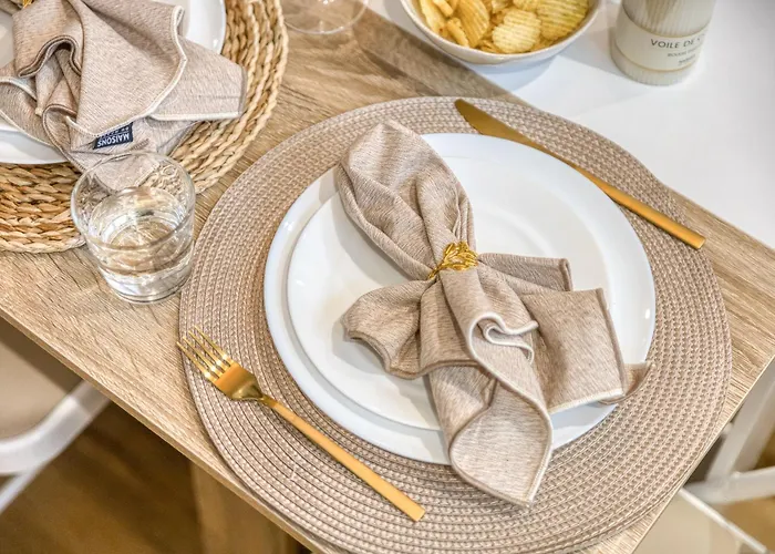 4 Personnes Jardin Cine Jeux Compiegne * Janville (Calvados)